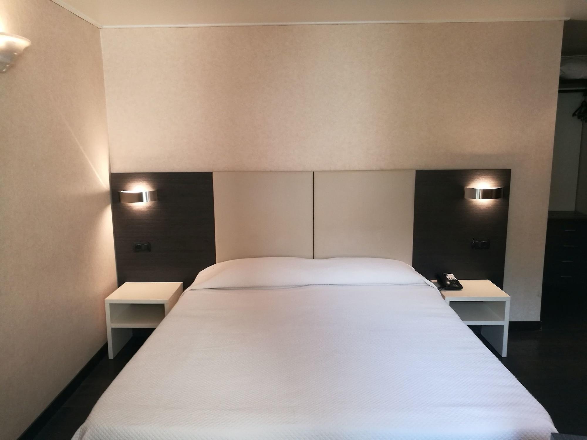 Alfred Hotels Monaco - Ex Forum - Hotel Renove 보솔레이 외부 사진